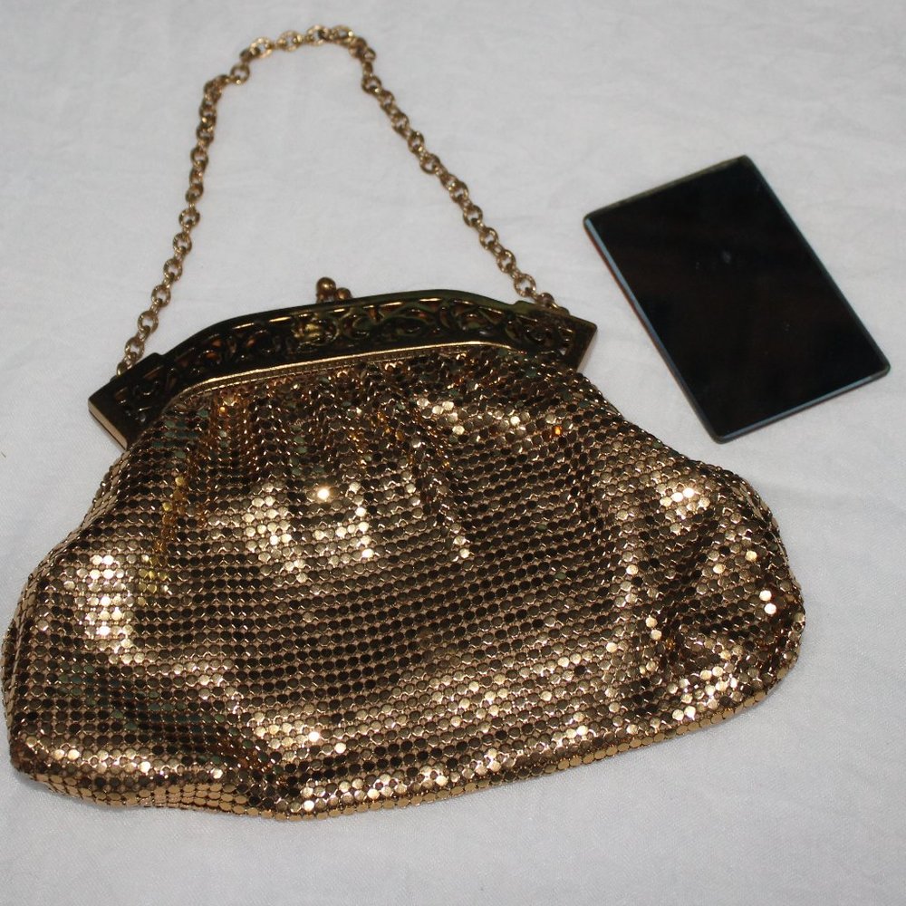 COPY - Gold Mesh Whiting & Davis Co Clutch Purse Excellent Vintage Condition